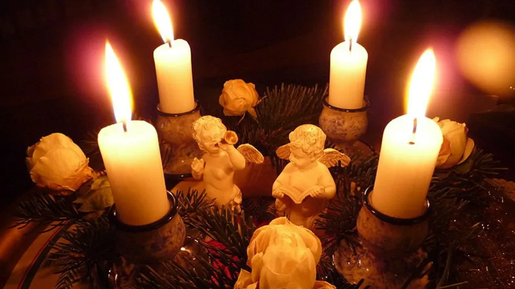 Adventní věnec