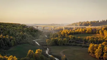 Vizualizace železničního mostu přes Sázavku u Světlé nad Sázavou