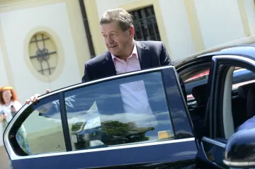 Ministr průmyslu se sešel s hejtmanem, řešili problémy kraje