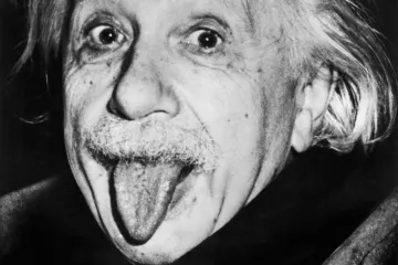 Před 120 lety Einstein stručnou rovnicí změnil svět