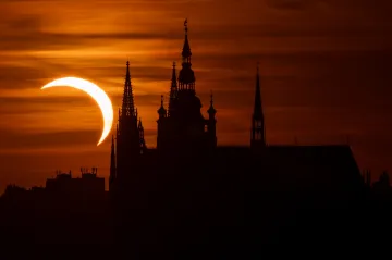 Ve Španělsku vyvrcholilo zatmění Slunce, vidělo ho i Česko