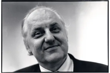 Hans Hollein: Mistr architekt provokativní jednoduchosti