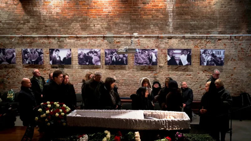 Tryzna za Borise Němcova v Sacharovově centru