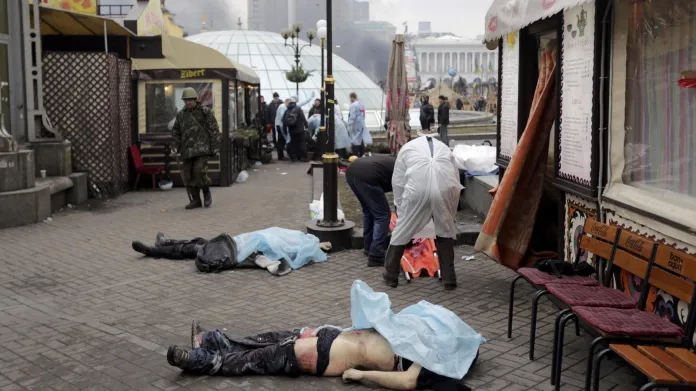 Oběti pouličních bojů v centru Kyjeva