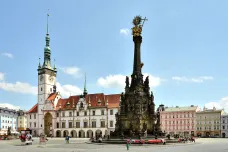 V Olomouci se volí 45 zastupitelů, o hlasy usiluje 16 stran