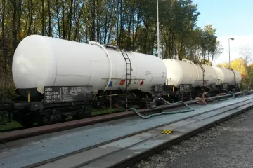 V Německu českému státu zmizela nafta za 108 milionů, tvrdí policie. Obvinila šéfy Viktoriagruppe