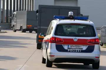 Kvůli 71 mrtvým uprchlíkům zadrželi už pátého podezřelého