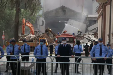 V Albánii i přes protesty demolují Národní divadlo. Morální zločin, hodnotí prezident