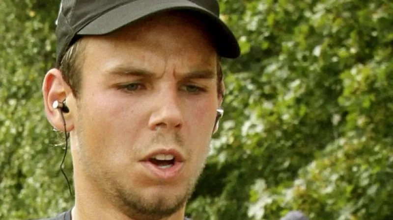 Nehoda airbusu: Kopilot měl sebevražedné sklony