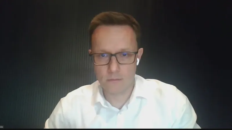 Ekonom Martin Janíčko o jednání předsedy ANO Andreje Babiše s kandidáty na ministry