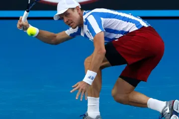 Berdych je ve čtvrtfinále, Serena Williamsová vypadla