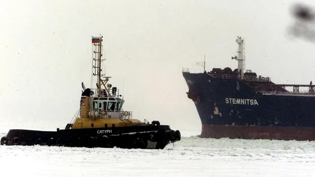 Ukrajina zaútočila na ropný terminál v ruském Primorsku