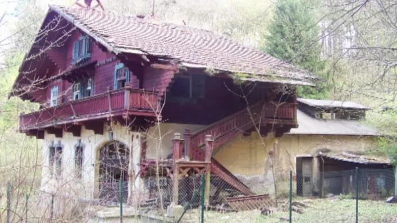 Löschnerův pavilon před opravou