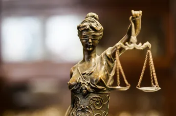 Státní zástupce obžaloval 15 lidí a pět firem v kauze Via Chem Group