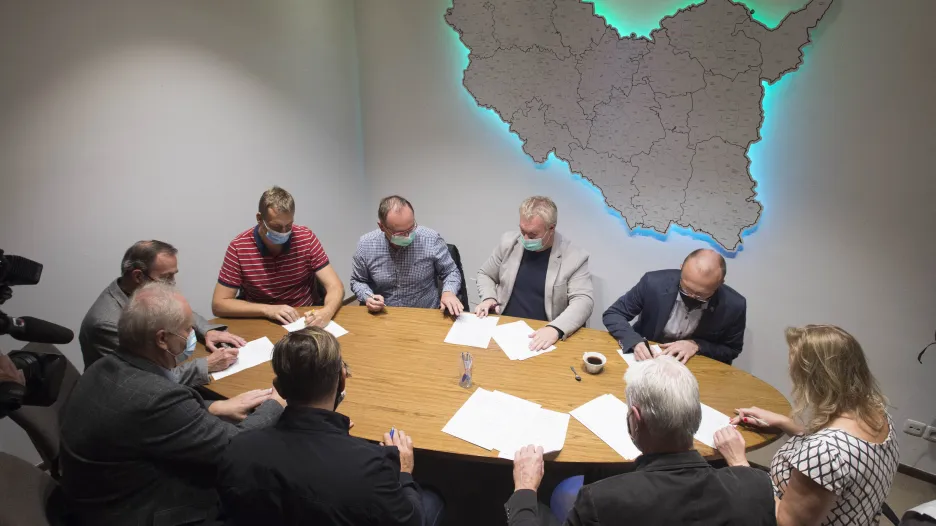 Podpis dohody o koordinaci dalších kroků povolebního vyjednávání