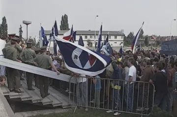 30 let zpět: Demonstrace republikánů u Československé televize