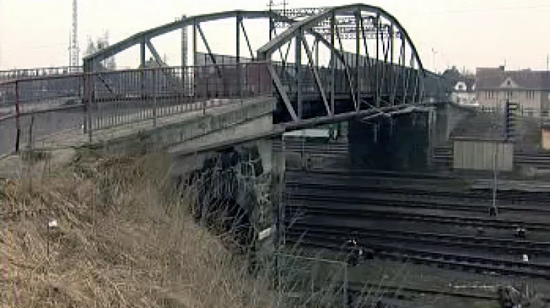 Starý most přes táborské nádraží