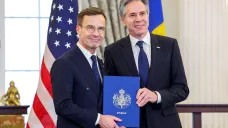 Švédský premiér Ulf Kristersson s americkým ministrem zahraničí Antonym Blinkenem