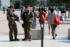Francouzská policie v souvislosti s útokem v Lyonu zatkla tři lidi
