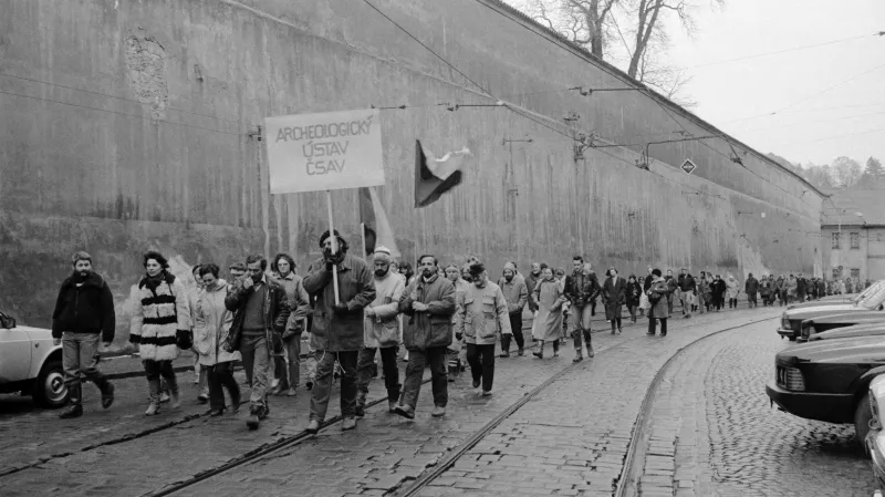 Sametová revoluce očima fotografů