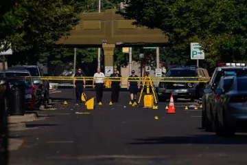Střelec zabil v americkém Daytonu devět lidí včetně své sestry. Policisté ho zastřelili