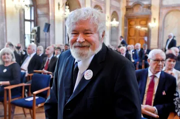 Jsme v půli se svou poutí, říká Pithart. Česko je podle něj na cestě k občanské společnosti