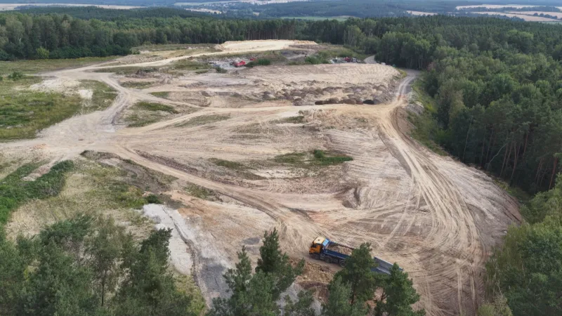 Na staré skládce má vzniknout recyklační centrum. Obec se obává další zátěže