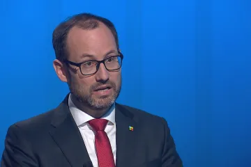 Dostal jsem se do slonovinové věže. Voličům nyní svůj postoj vysvětluji, ohlíží se Farský za rezignací