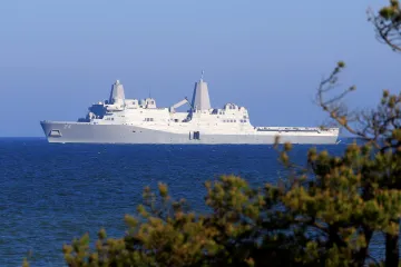 Napětí kolem Íránu roste. USA přemístí na Blízký východ systém Patriot a další válečnou loď