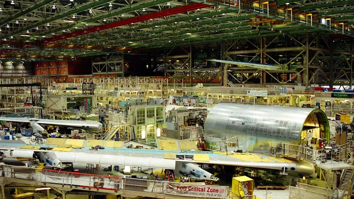 Konečná montáž Boeingu 747 v Boeing Everett Factory