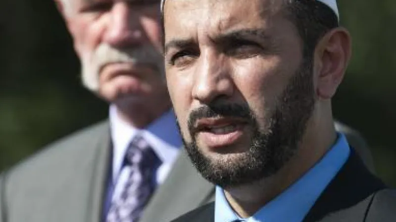 Imám Muhammad Musri a pastor Terry Jones