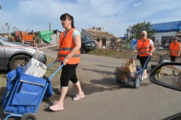 Dotace na bydlení po tornádu se o dary snižovat nebude, navrhne po kritice Dostálová