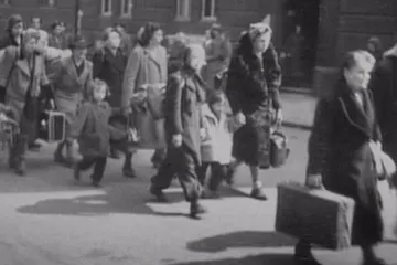 Brněnský pochod smrti: Dnes bez kufrů a bajonetů v zádech