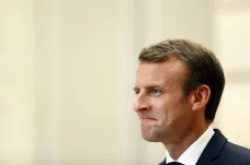 „Které daně máme snížit?“ Macron burcuje Francii k celonárodní debatě, podle kritiků hraje o čas