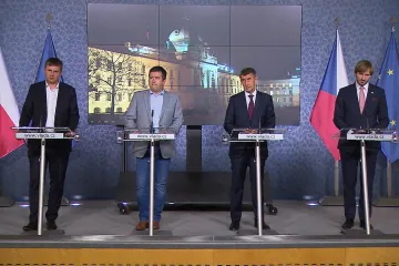 Nejezděte do Lombardie a Benátska, zvažte cesty do ciziny, vyzval Babiš