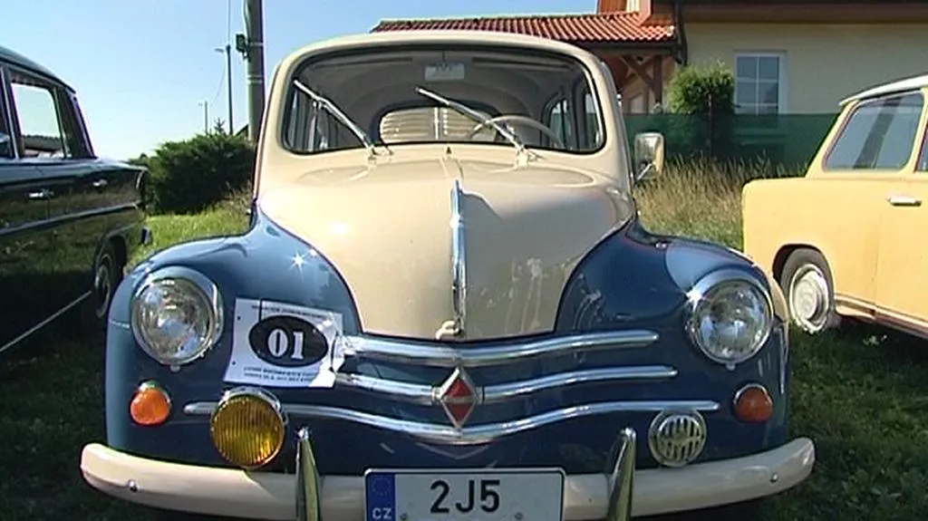 Renault 4CV
