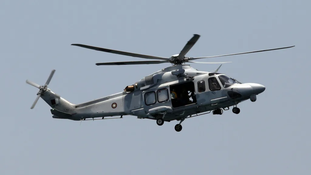 Vrtulník nad Perským zálivem během americko-katarského cvičení (ilustrační snímek, červen 2017)