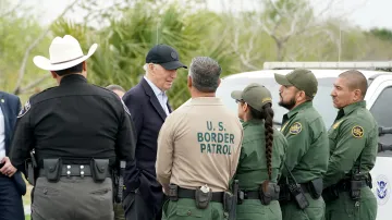 Prezident Biden pohovořil s příslušníky pohraniční stráže