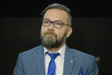 Novým předsedou rady ERÚ jmenovala vláda Vratislava Košťála. V jejím čele zůstane tři roky