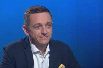 Musíme přestat moralizovat, řekl nový šéf lidovců Grolich