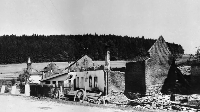 Vypálené Javoříčko (1951)