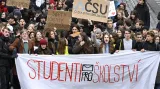 Protest studentské iniciativy Studenti pro školství na podporu učitelů a proti změnám, které ministerstvo školství navrhuje ve financování škol