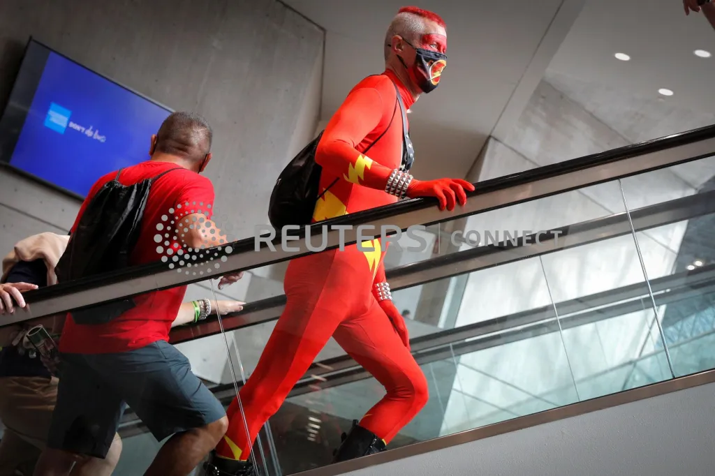 Fanoušci převlečení za komiksové postavy v originálních kostýmech jsou neodmyslitelně spjaty s festivalem Comic-Con. Ten se do 10. října odehrává v Kongresovém centru Jacoba Javitse na Manhattanu v New Yorku