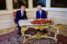 Pavel uvítal na Pražském hradě belgického krále