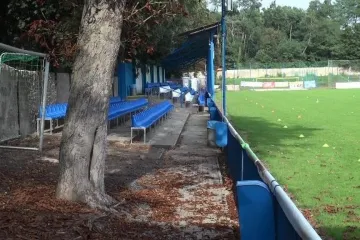 Kolín zrekonstruoval fotbalový stadion, ale v soutěži je poslední