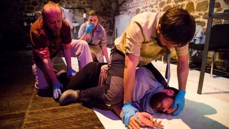 Divadelní reportáž Neklid