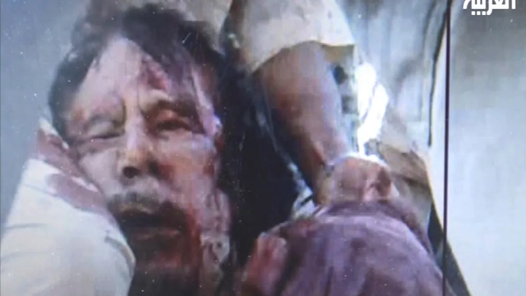 Mrtvý Muammar Kaddáfí