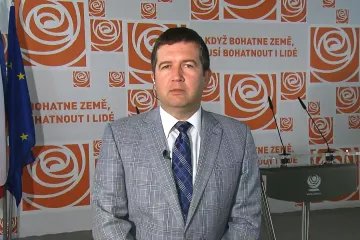 Hamáček: S Babišem si netykáme ani nestavíme dvojdomek. Ale věříme si