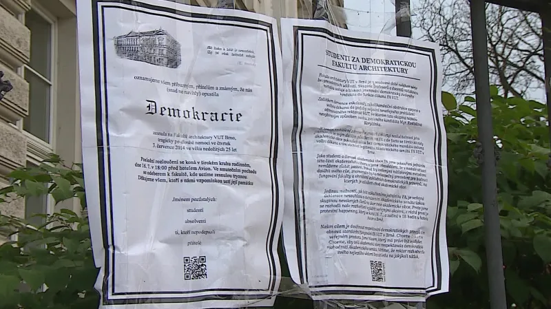 Protest studentů proti nátlaku na rektora VUT