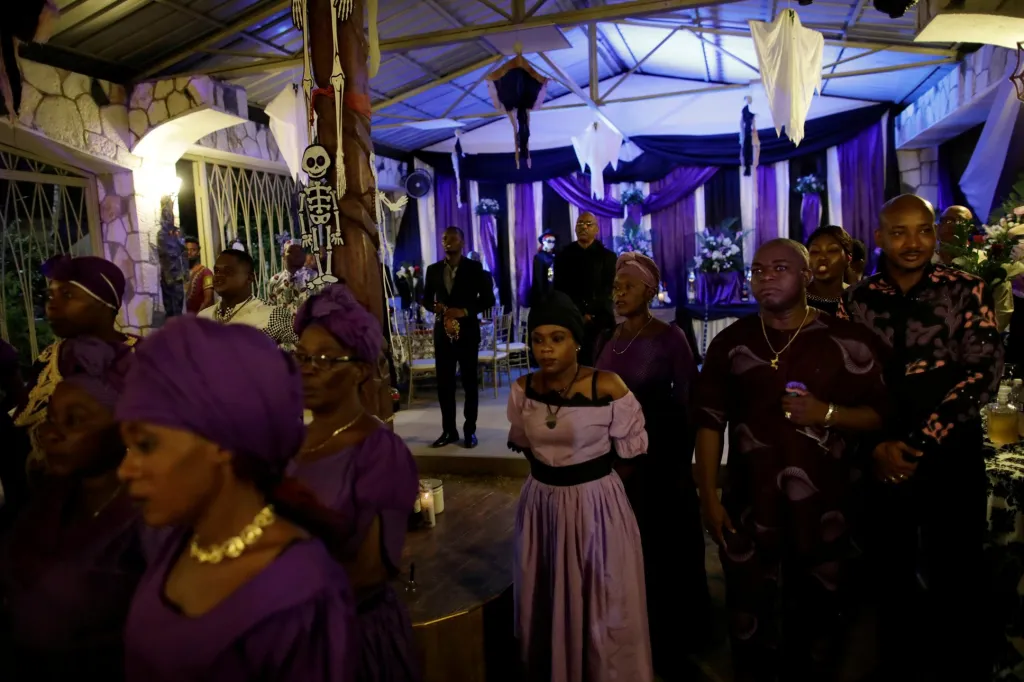 Vyznavači voodoo na Haiti oslavili svátek smrti